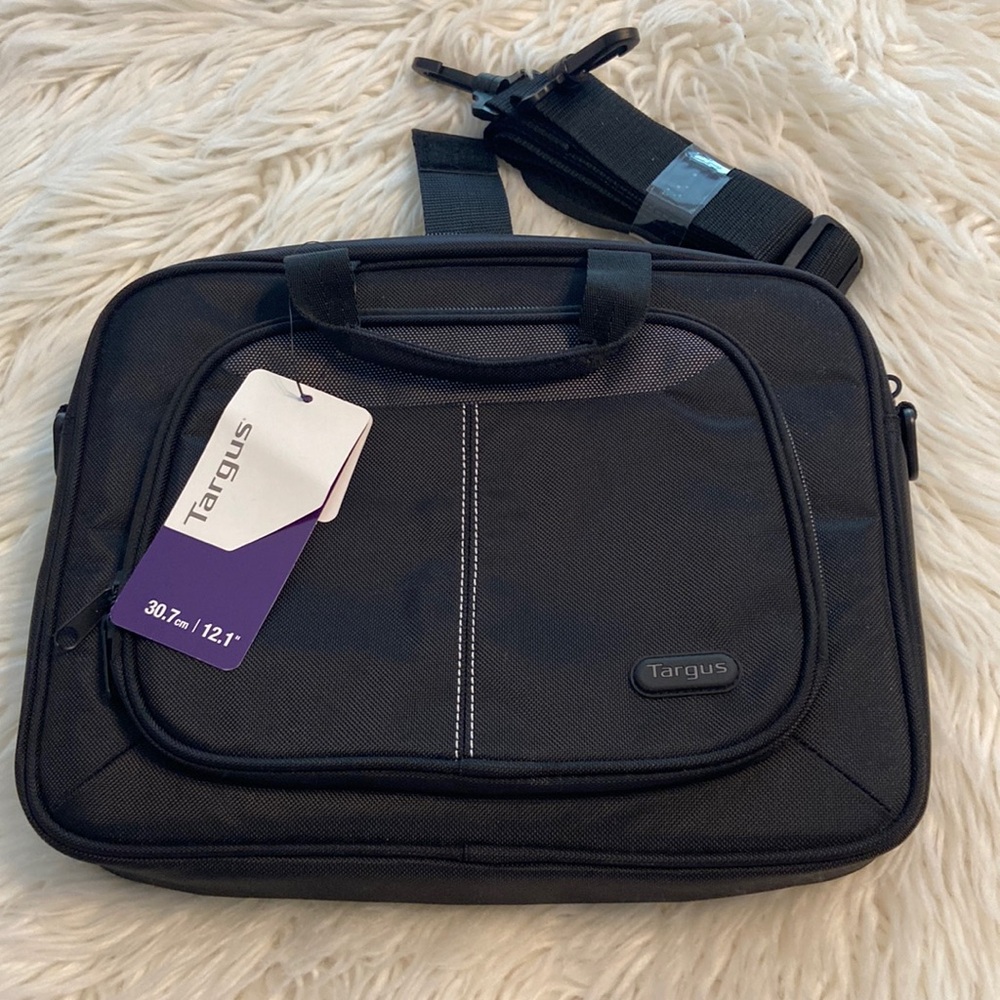 TARGUS Laptop bag color black brand new with tag see all photos - Picture 1 of 8